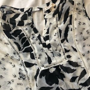 Sleeveless Printed Blouse